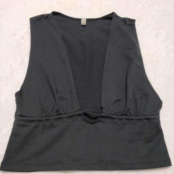 NWT Free People Movement Black Cora Plunge Cropped Workout Tank - US S - Picture 9 of 10